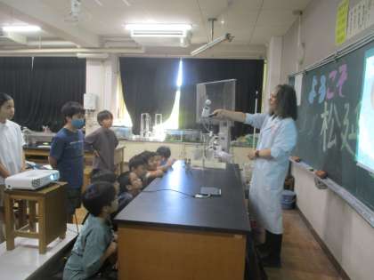 ������
